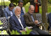 آیین رونمای از سردیس مشاهیر در باغ ارم شیراز
