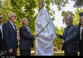 آیین رونمای از سردیس مشاهیر در باغ ارم شیراز