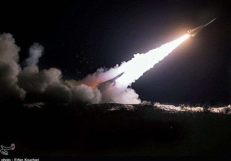 Iran Targets 3 US Destroyers Near Strait of Hormuz: Sources