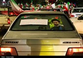 تمثال رهبر معظم انقلاب در دستان زنجانی ها