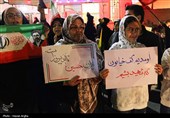 تمثال رهبر معظم انقلاب در دستان زنجانی ها