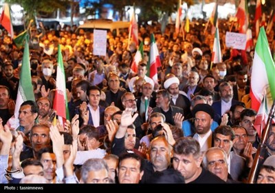 حال ناخوش دشمن در برابر هفتاد شب حضور مردم اصفهان