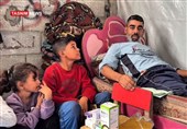حسام الجریسی.. رحلة البحث عن الخبز انتهت بالشلل