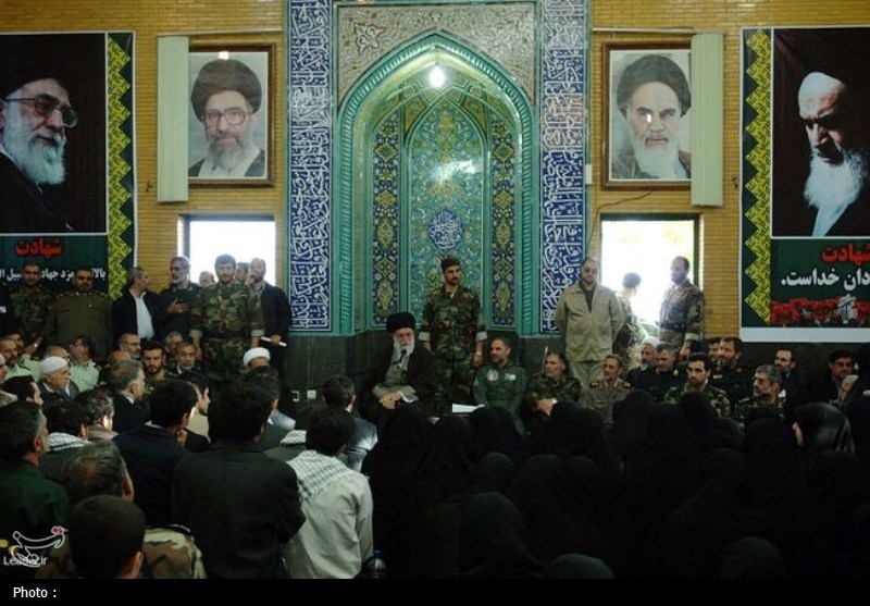 «22 گولان»؛ روزی که کردستان رنگ وحدت گرفت+تصاویر اخبار سنندج , اخبار استان کردستان , رهبر انقلاب , رهبر کشوردوست , پایگاه اطلاعرسانی دفتر مقام معظم رهبری , رئیس دفتر مقام معظم رهبری , بعثه مقام معظم رهبری , انقلاب اسلامی ,
