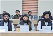 والی فراه: فعالیت 24 ساعته مرزها موجب جهش تجاری بین 2 کشور می‌شود