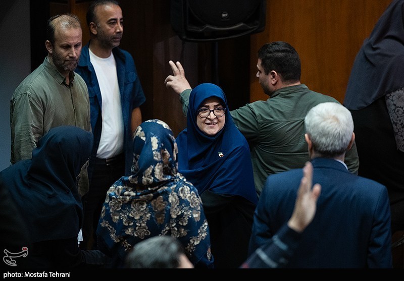 نشست خبری«فاطمه مهاجرانی» سخنگو ی دولت