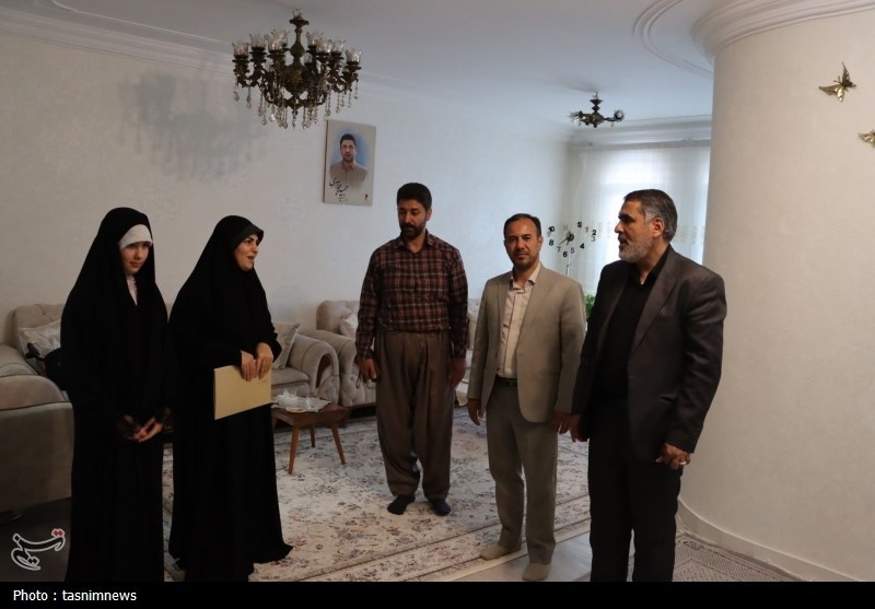 اخبار سنندج , اخبار استان کردستان , خانواده شهدا , شهید , جنگ رمضان ,