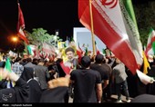 نمایش وحدت و حمایت مردم اراک از ایران و رهبری در هفتاد و سومین شب