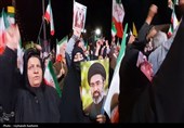 نمایش وحدت و حمایت مردم اراک از ایران و رهبری در هفتاد و سومین شب