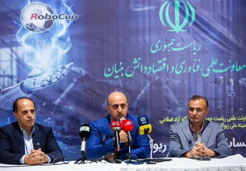 ستاد توسعه فناوری‌های هوش مصنوعی و رباتیک , معاونت علمی و فناوری ریاست جمهوری , ربوکاپ , مسابقات آزاد ربوکاپ , 