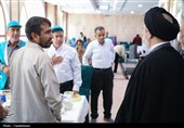دیدار صمیمی سرپرست حجاج ایرانی با زائران کشورمان درمدینه منوره