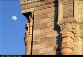 حکیم ابوالقاسم فردوسی توسی سخن‌سرای نامی ایران و سرایندهٔ شاهنامه حماسهٔ ملی ایران