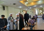 بیست و یکمین دوره ارزیابی و اعطای مدرک تخصصی به حافظان قرآن در اراک