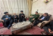 دیدار نمایندگان ولی‌فقیه اردبیل و زنجان با خانواده شهید احمدی