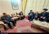 دیدار نمایندگان ولی‌فقیه اردبیل و زنجان با خانواده شهید احمدی