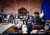 محفل شعر «امین» در اردبیل؛ نشست صمیمی شاعران با نماینده ولی فقیه در استان