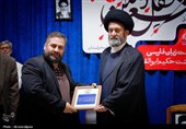 محفل شعر «امین» در اردبیل؛ نشست صمیمی شاعران با نماینده ولی فقیه در استان