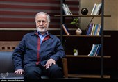 محمد عطریانفر، معاون سیاسی دبیرکل حزب کارگزاران سازندگی ایران و عضو شورای اطلاع رسانی دولت