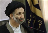 نقش ادبیات و ترجمه در ساخت حوزه پیشرو