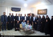 دیدار اصحاب رسانه قم با خانواده شهید کبیری