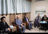 بازدید نماینده ولی‌فقیه در امور حج و زیارت از بخش‌های مختلف بعثه مقام معظم رهبری در مدینه