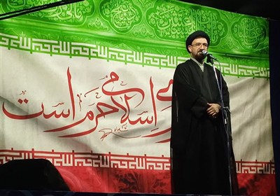 مقاومت ملت ایران قدرت نرم آمریکا را با چالش مواجه کرد