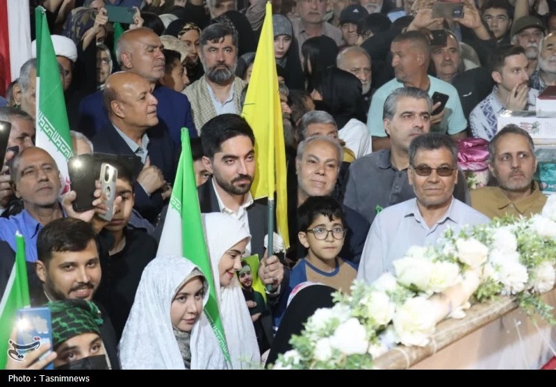 جشن پیوند 16 زوج سمنانی در شب 79 اجتماع اقتدار