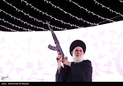 هجدهمین جشنواره هلهله فرشته‌ها در قم