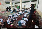 کلاس درس در دل حسینیه