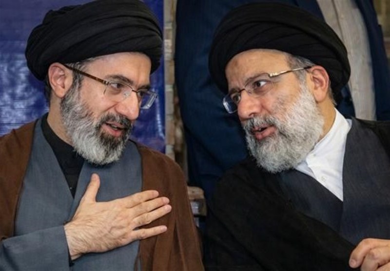 Leader Releases Message on Martyrdom Anniversary of Late President Raisi