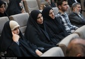 مراسم تکریم خانواده‌های شهدای جنگ رمضان اردبیل با حضور نماینده آیت‌الله سیستانی