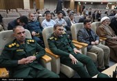 مراسم تکریم خانواده‌های شهدای جنگ رمضان اردبیل با حضور نماینده آیت‌الله سیستانی