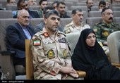 مراسم تکریم خانواده‌های شهدای جنگ رمضان اردبیل با حضور نماینده آیت‌الله سیستانی