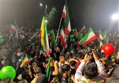 اجتماع بزرگ دانش‌آموزان کرمانی در بیعت با رهبری