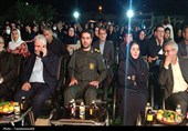 تجلیل از خانواده شهدا در هفته ملی سلامت در دهدشت