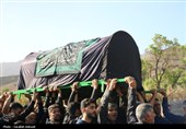تشییع پیکر تعزیه‌خوان امام حسین(ع) در روستای تیکدر