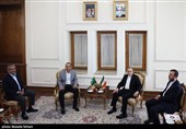 دیدار فرمانده ارتش پاکستان با وزیر امور خارجه