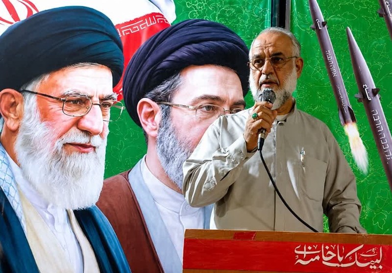 استقامت ملت ایران تمامی توطئه‌های دشمنان را ناکام گذاشته است