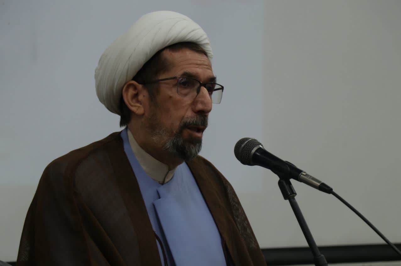 ایمان و اراده ملت ابرقدرت‌ها را زمین‌گیر کرد