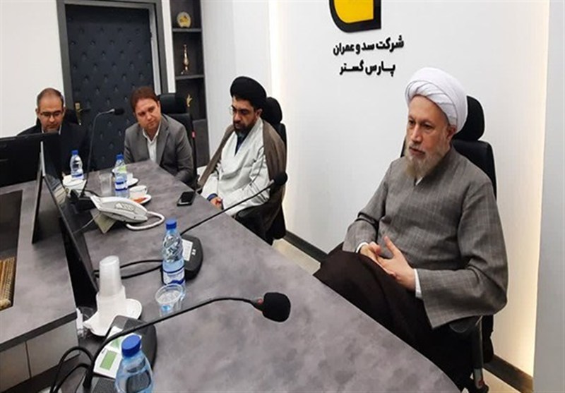 جشن غدیر باید باشکوه و مردمی باشد