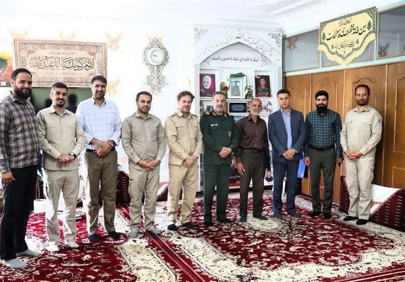 تجلیل ازخانواده شهید«مهدی زیبا»؛دانش‌آموخته‌ای که در جنگ 12روزه درخشید