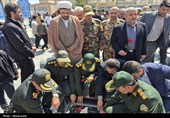 عطرافشانی مزار شهدای اردبیل در سالروز فتح خرمشهر؛ تجدید میثاق با رزمندگان اسلام