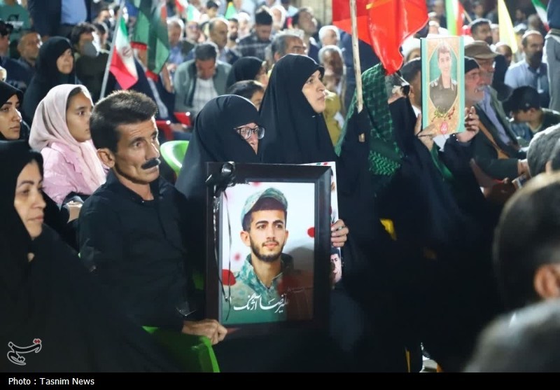 اخبار استان چهارمحال و بختیاری , اخبار شهرکرد , شهدای مدافع حرم , شهدای گمنام , شهدای دفاع مقدس , شهدای مدافع وطن , خانواده شهدا , شهدای خدمت , شهدای مدافع سلامت , شهید , 
