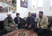 مقاومت و ایمان رمز پیروزی ملت ایران در برابر توطئه‌هاست