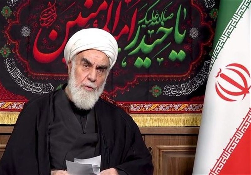 سیره رهبر شهید انقلاب در شب‌زنده‌داری و تهجد