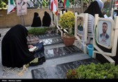 مراسم دعای عرفه در گلزار شهدای اصفهان