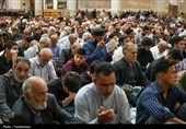 حال‌وهوای زائران حرم بانوی کرامت در دعای عرفه