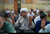 حال‌وهوای زائران حرم بانوی کرامت در دعای عرفه