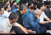 برگزاری دعای عرفه در جوار شهدای گمنام