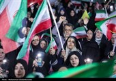 طنین «لبیک یا خامنه‌ای» در شب عید قربان در میدان‌داری بوشهری‌ها